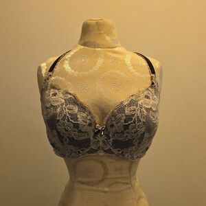 Victoria's Secret Black and Cream Lace Bra